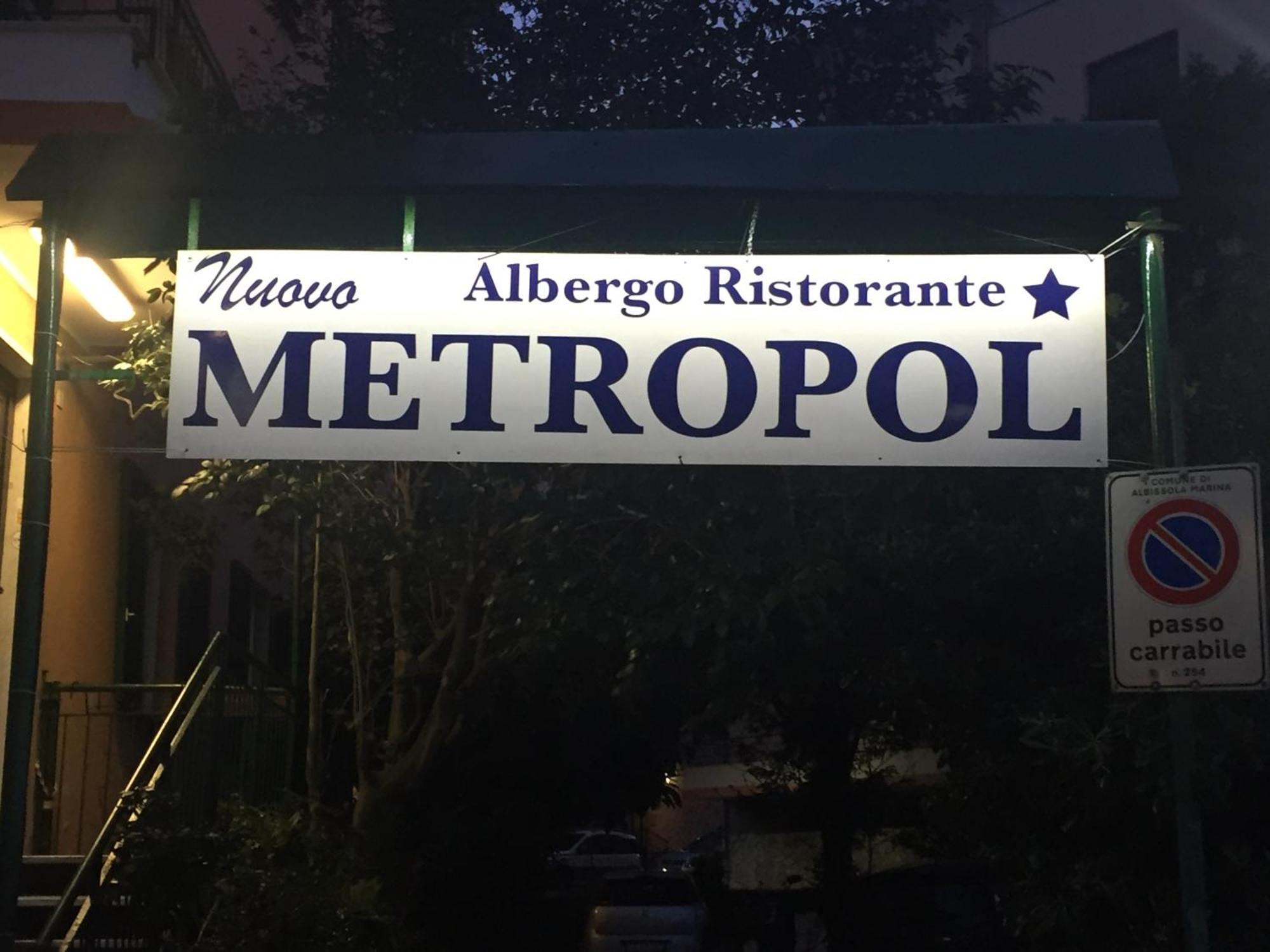 Hotel Nuovo Metropol อัลบิสโซลามารินา ภายนอก รูปภาพ